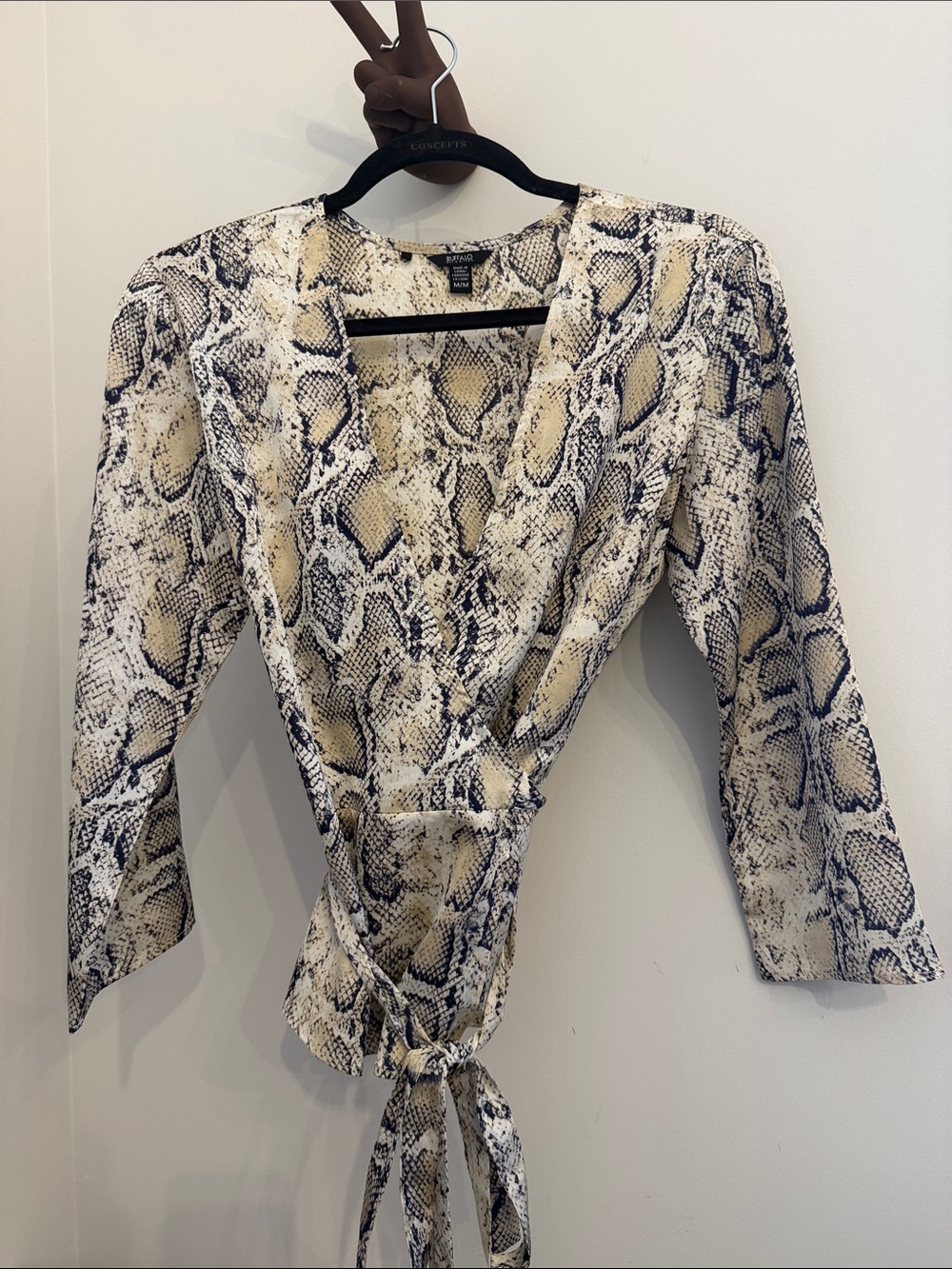 Buffalo women silky wrap top